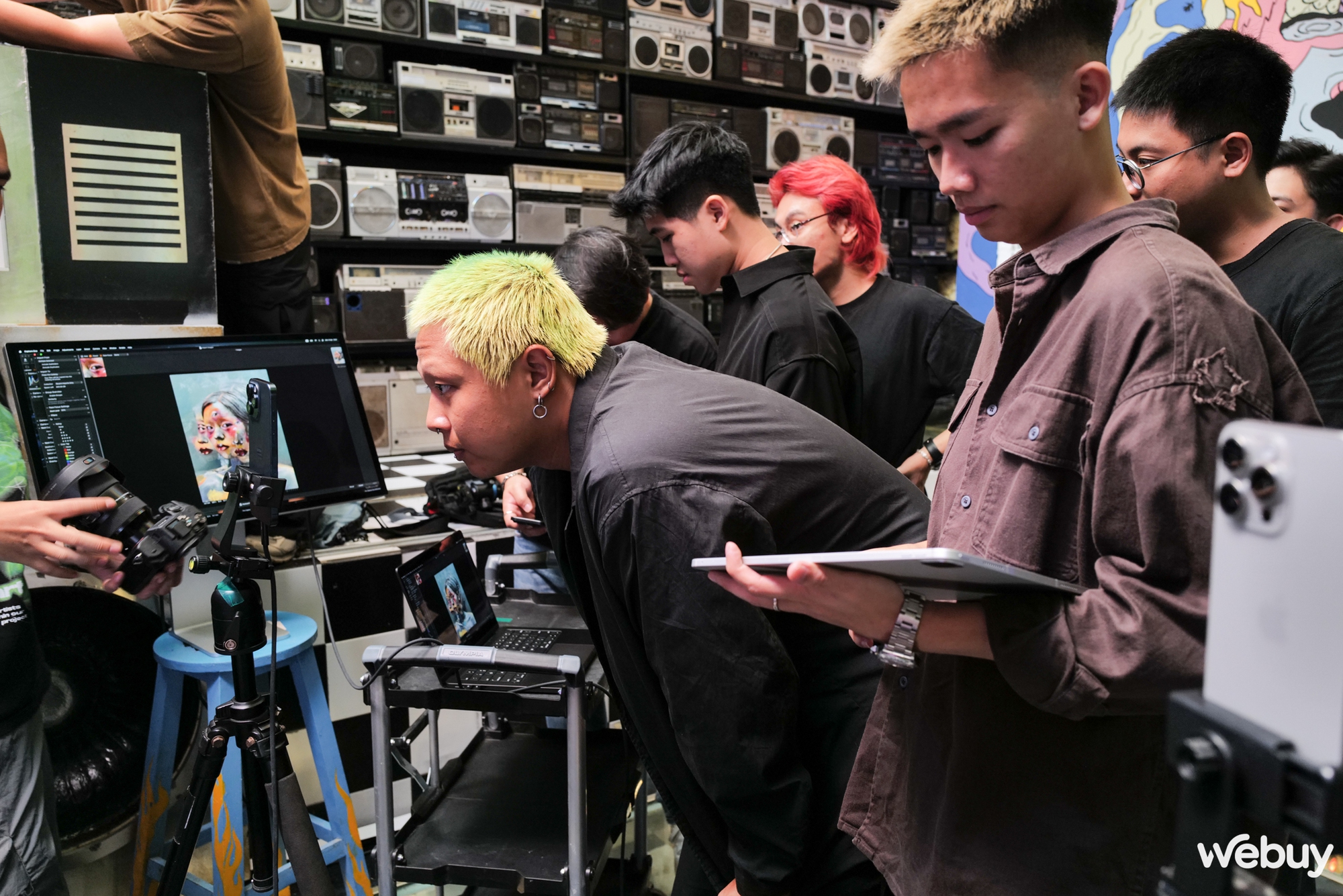 Tổ đội Việt hợp tác với "thiên tài" Hip-hop đình đám thế giới, vì sao MV mới lên 1 ngày đã phải gỡ khỏi YouTube?- Ảnh 14.