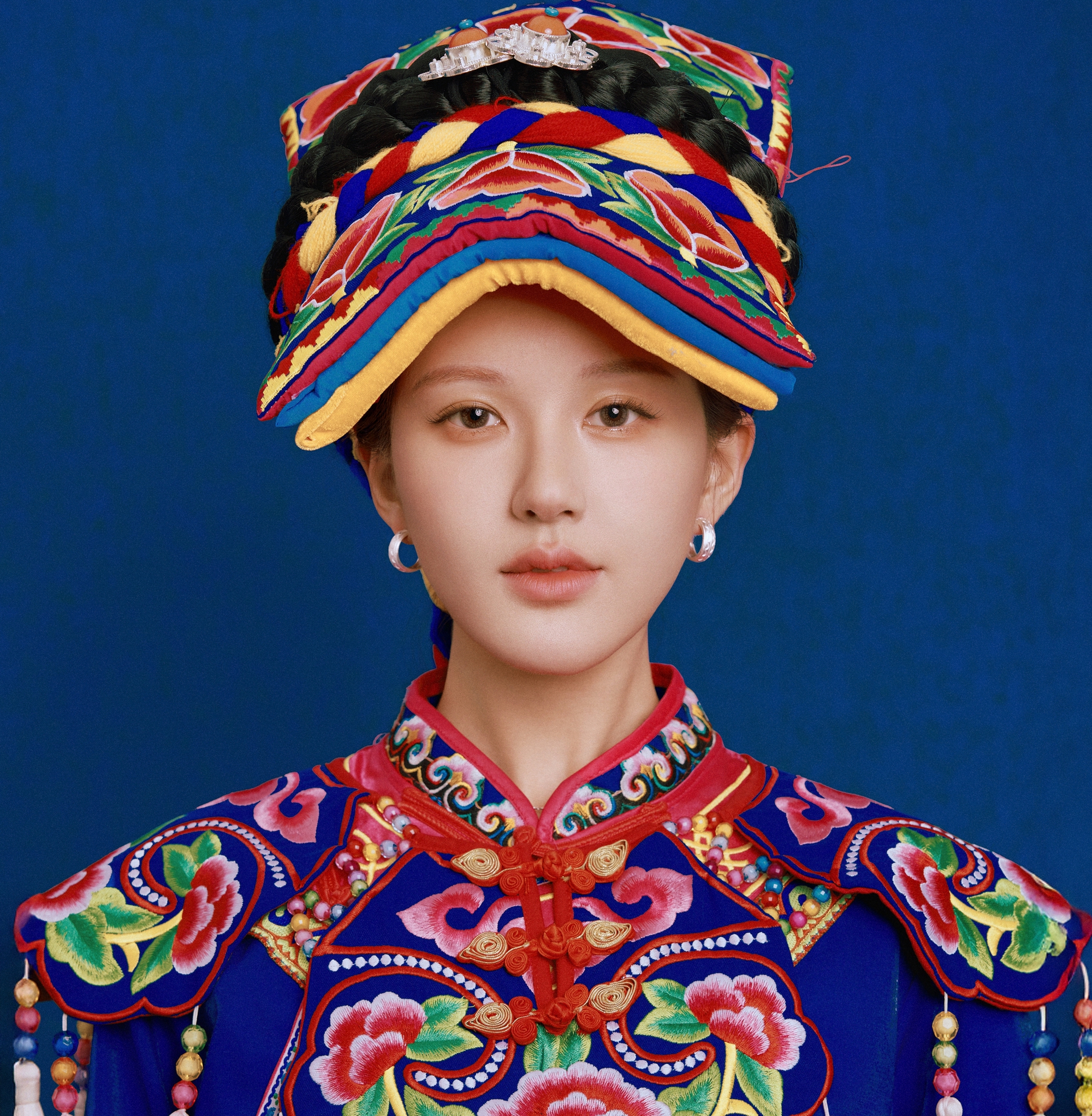 Ai cứu nổi Triệu Lộ Tư?- Ảnh 4. Ai cứu nổi Triệu Lộ Tư?- Ảnh 4.