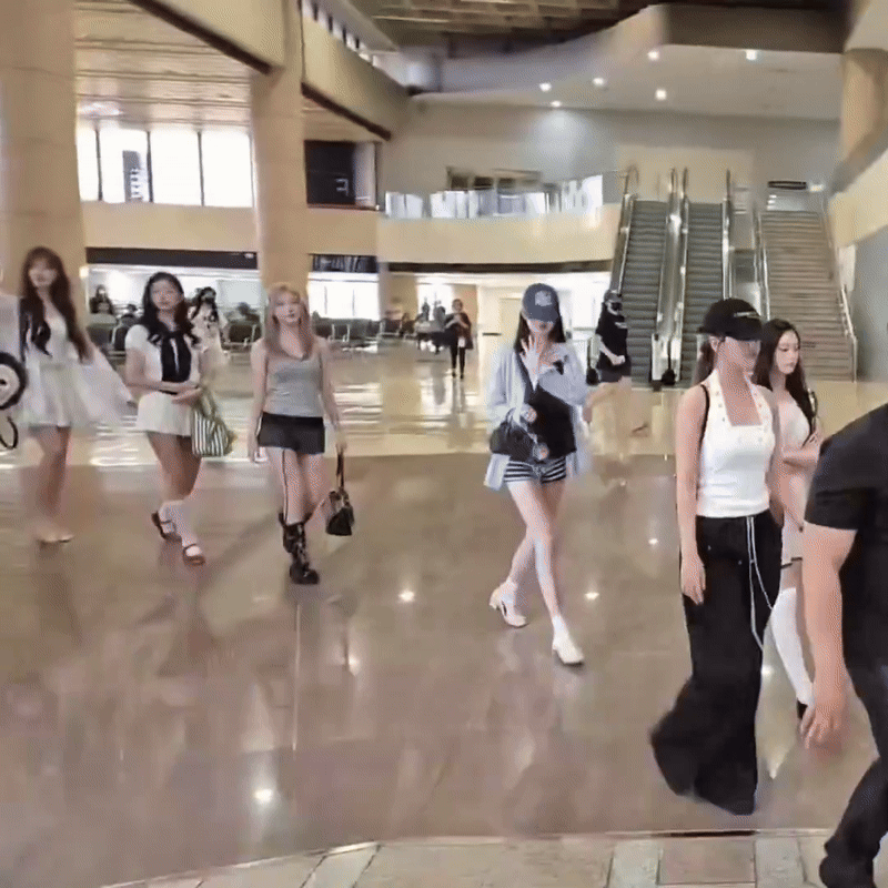 Vóc dáng thật của "công chúa Kpop"- Ảnh 5.