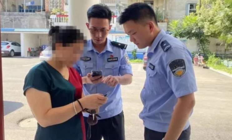 Người phụ nữ gửi tiết kiệm hơn 1 tỷ đồng, nhân viên ngân hàng lập tức dùng tiền mua bảo hiểm, bị phát hiện còn thách thức: “Chị làm lớn chuyện chúng tôi sẽ báo cảnh sát”- Ảnh 2.