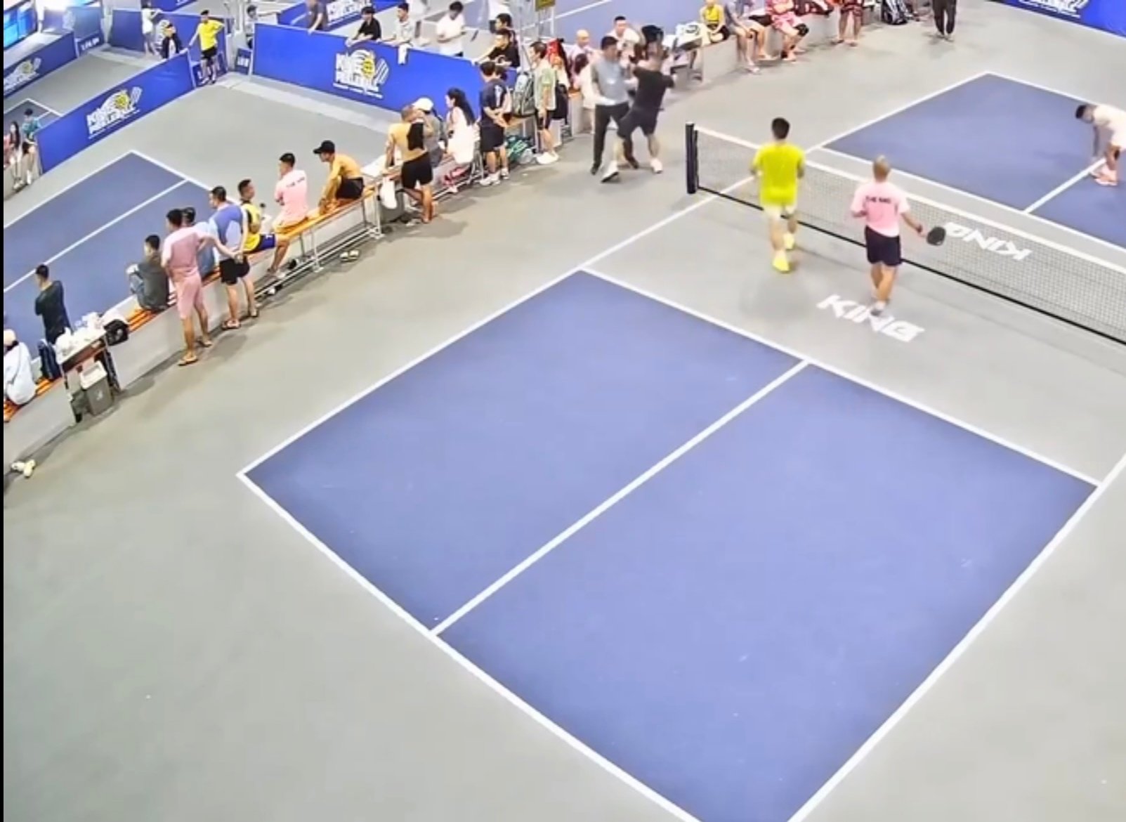 Xôn xao vụ VĐV pickleball cầm vợt tấn công trọng tài tới tấp tại Hải Phòng- Ảnh 1.