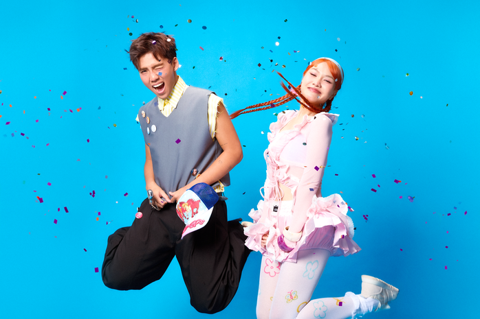 Tổ đội gen Z từng thực hiện 60 dự án với nghệ sĩ Việt "vén màn nhung, ra ánh sáng"- Ảnh 1.