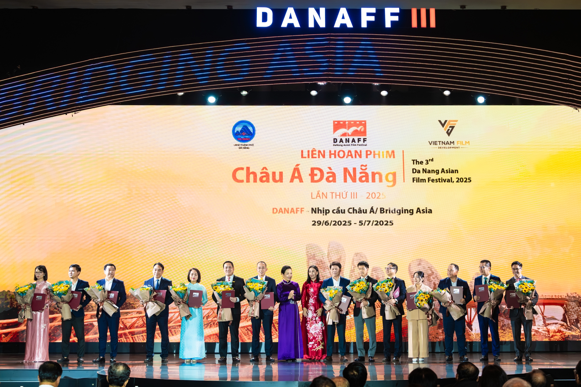 Vinamilk tiếp lửa đam mê, tôn vinh sáng tạo tại sự kiện điện ảnh Châu Á- Ảnh 3.