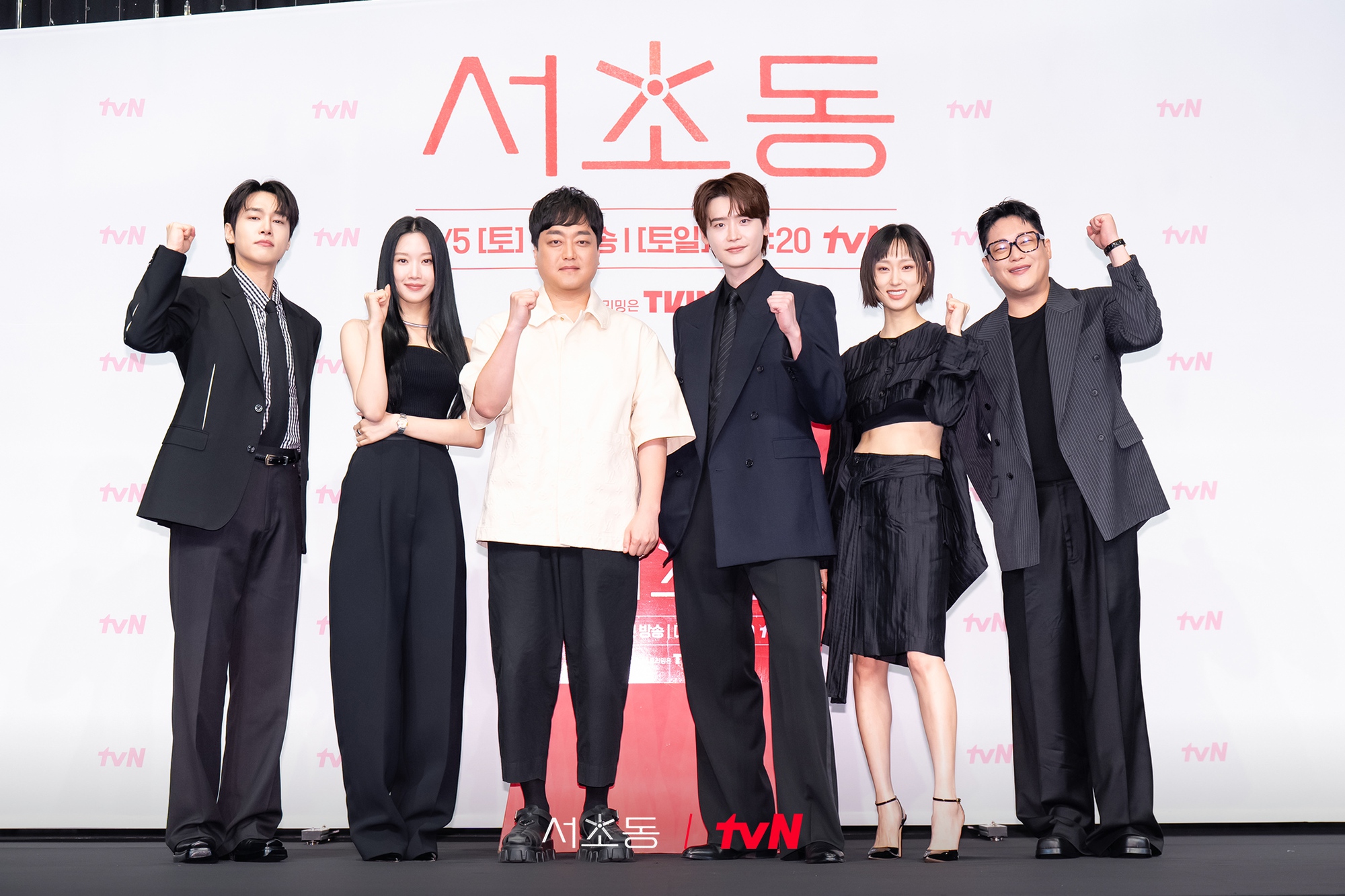 Cả showbiz phải chịu thua khi tiểu thư tài phiệt này lên đồ, siêu sang từ phim đến đời không cần phải diễn- Ảnh 13.