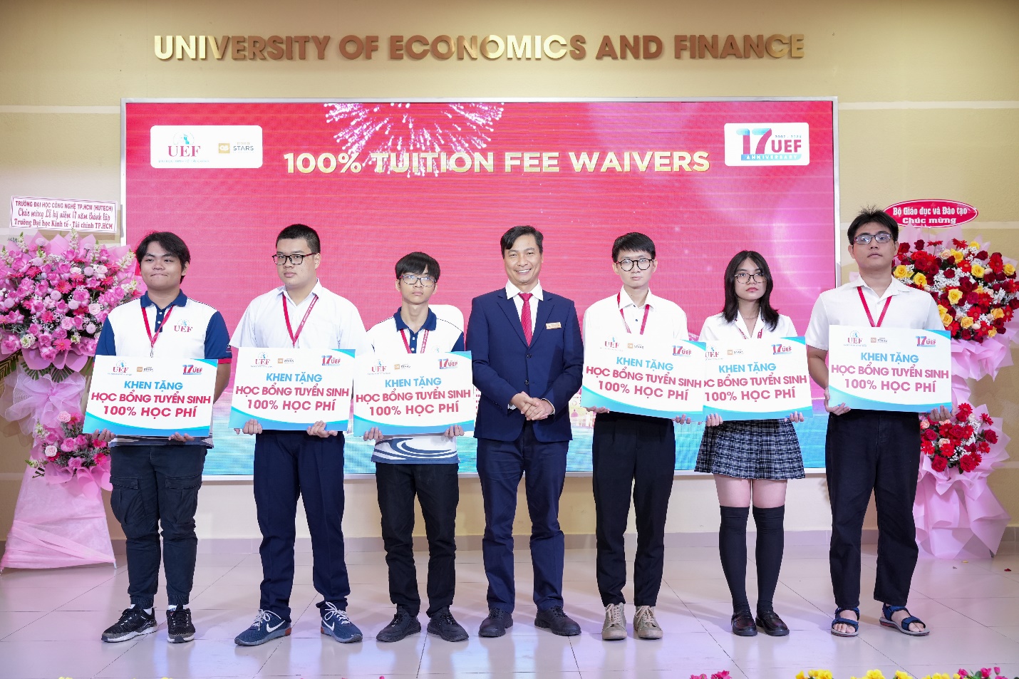 UEF giữ học phí ổn định toàn khóa, nhiều thí sinh đăng ký xét học bạ vào trường năm 2025- Ảnh 2.