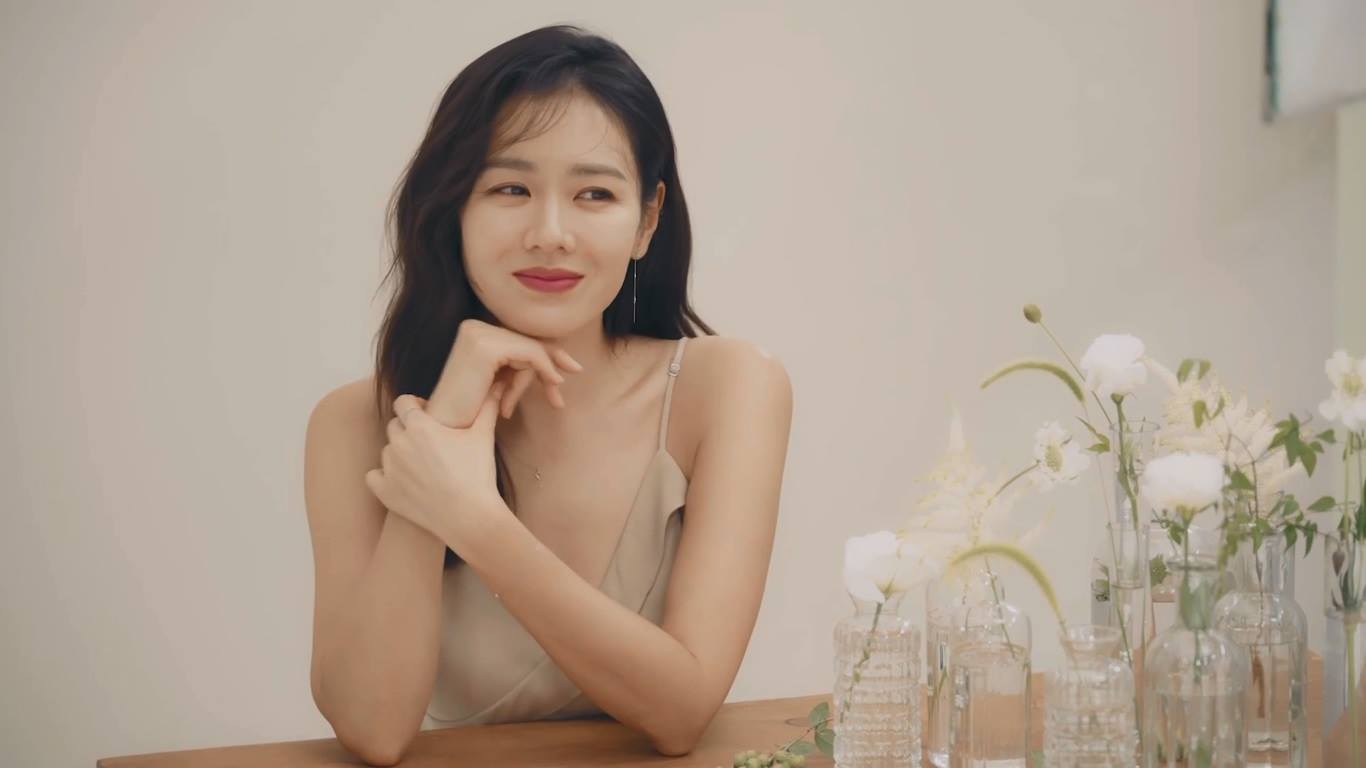 Gái 1 con Son Ye Jin giữ dáng thon thả, tuổi 43 vẫn ngọc ngà như đôi mươi nhờ ăn 1 món vào bữa tối nhiều năm qua- Ảnh 4.