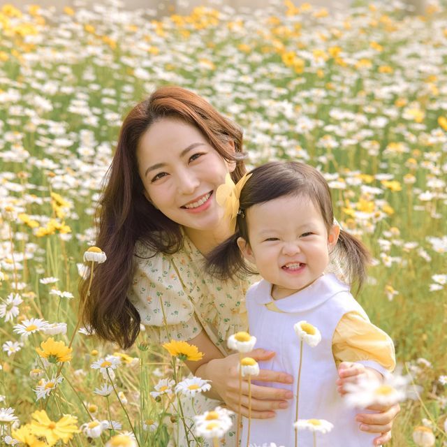 Bản thân là 1 người EQ thấp, dễ nổi nóng, cáu gắt... làm sao để mẹ vẫn có thể tạo cho con 1 nền móng phát triển EQ tốt nhất- Ảnh 3.