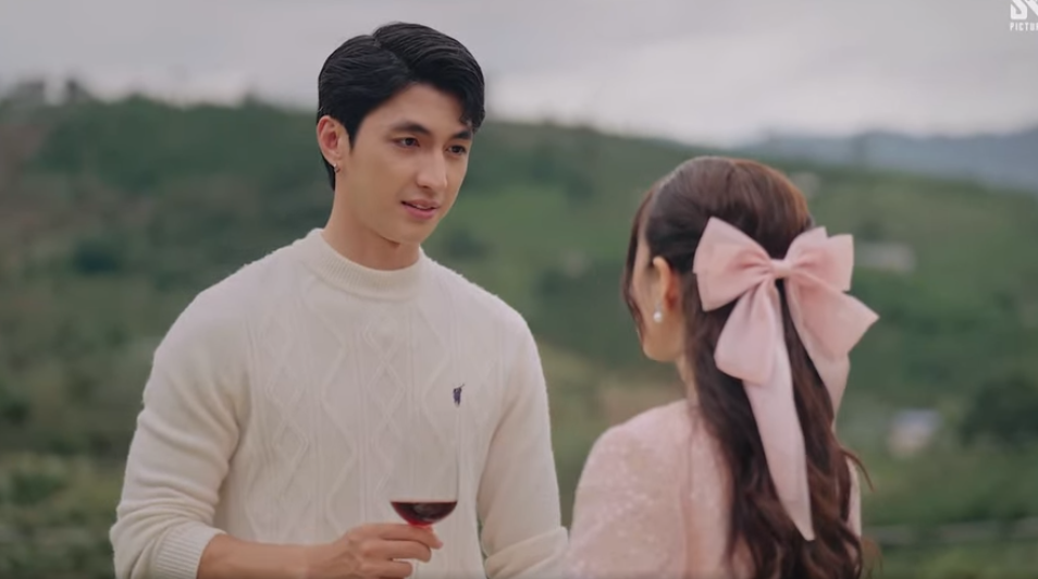 Phim Việt giờ vàng dạo này toàn hoa với nắng, đến cả tên phim cũng quá nghèo nàn- Ảnh 5. Phim Việt giờ vàng dạo này toàn hoa với nắng, đến cả tên phim cũng quá nghèo nàn- Ảnh 5.