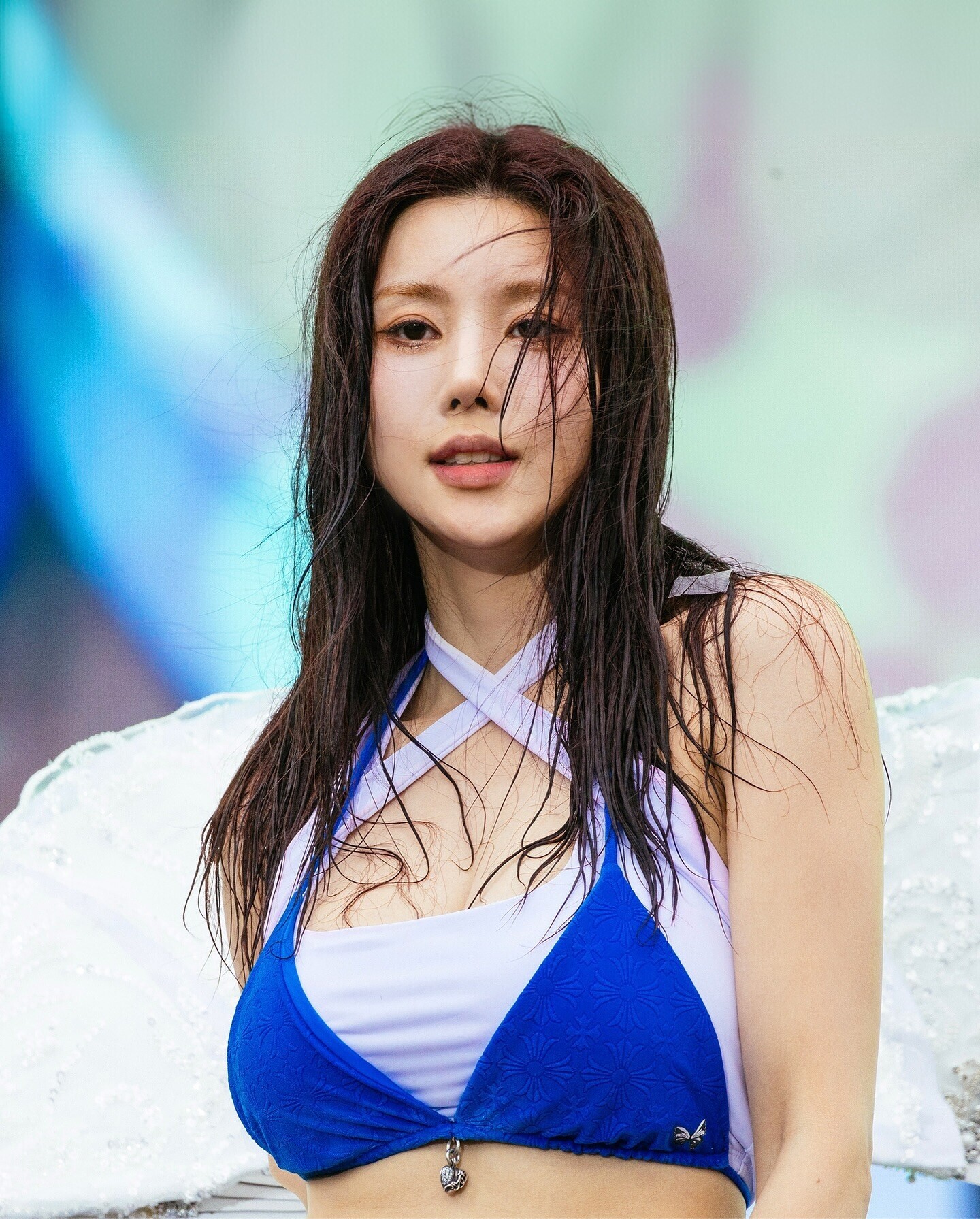 "Nữ hoàng sexy" thế hệ mới: Màn trình diễn “nóng mắt” hút 70 triệu view và vô số ý kiến trái chiều- Ảnh 8.