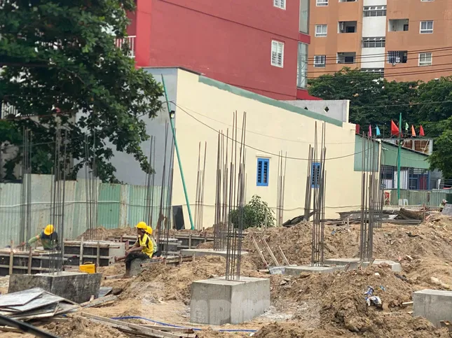 Cận cảnh nghĩa trang lớn nhất TPHCM sắp th&agrave;nh trường học- Ảnh 12.