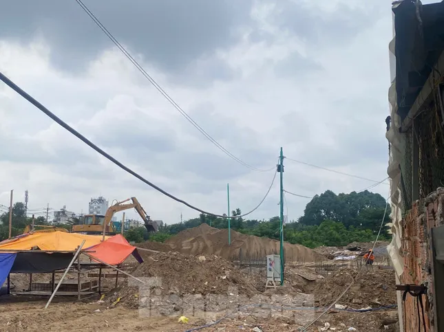 Cận cảnh nghĩa trang lớn nhất TPHCM sắp th&agrave;nh trường học- Ảnh 3.