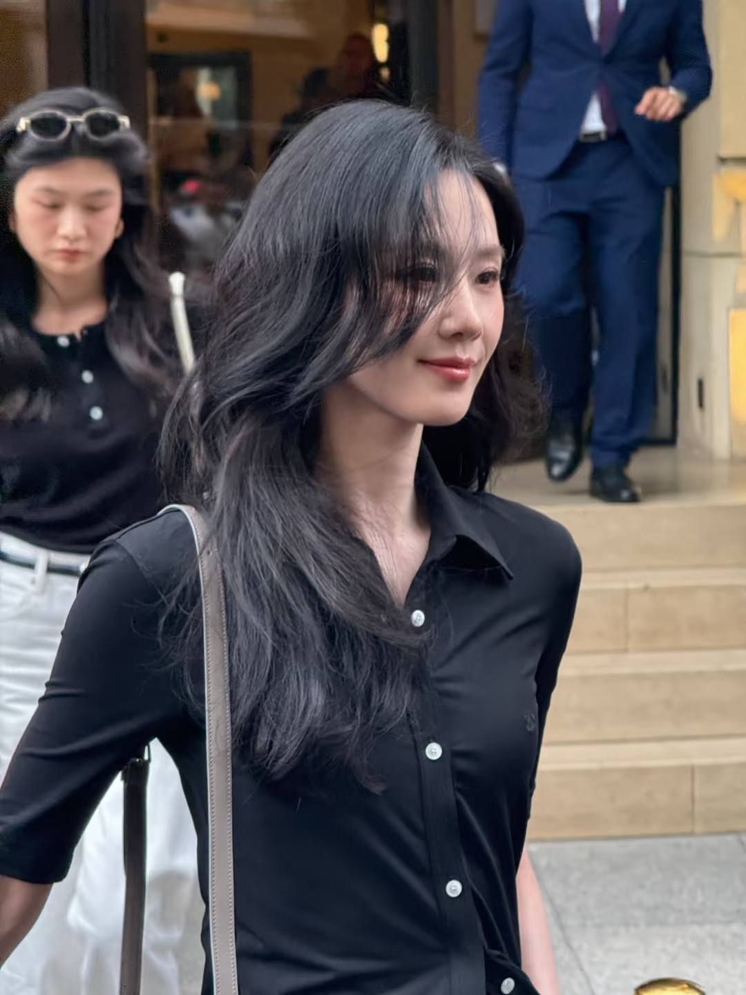 Nhan sắc của mỹ nhân hạng A này lạ lắm: Lên phim lờ đờ như 3 ngày không ngủ, ngoài đời Nhan sắc của mỹ nhân hạng A này lạ lắm: Lên phim lờ đờ như 3 ngày không ngủ, ngoài đời