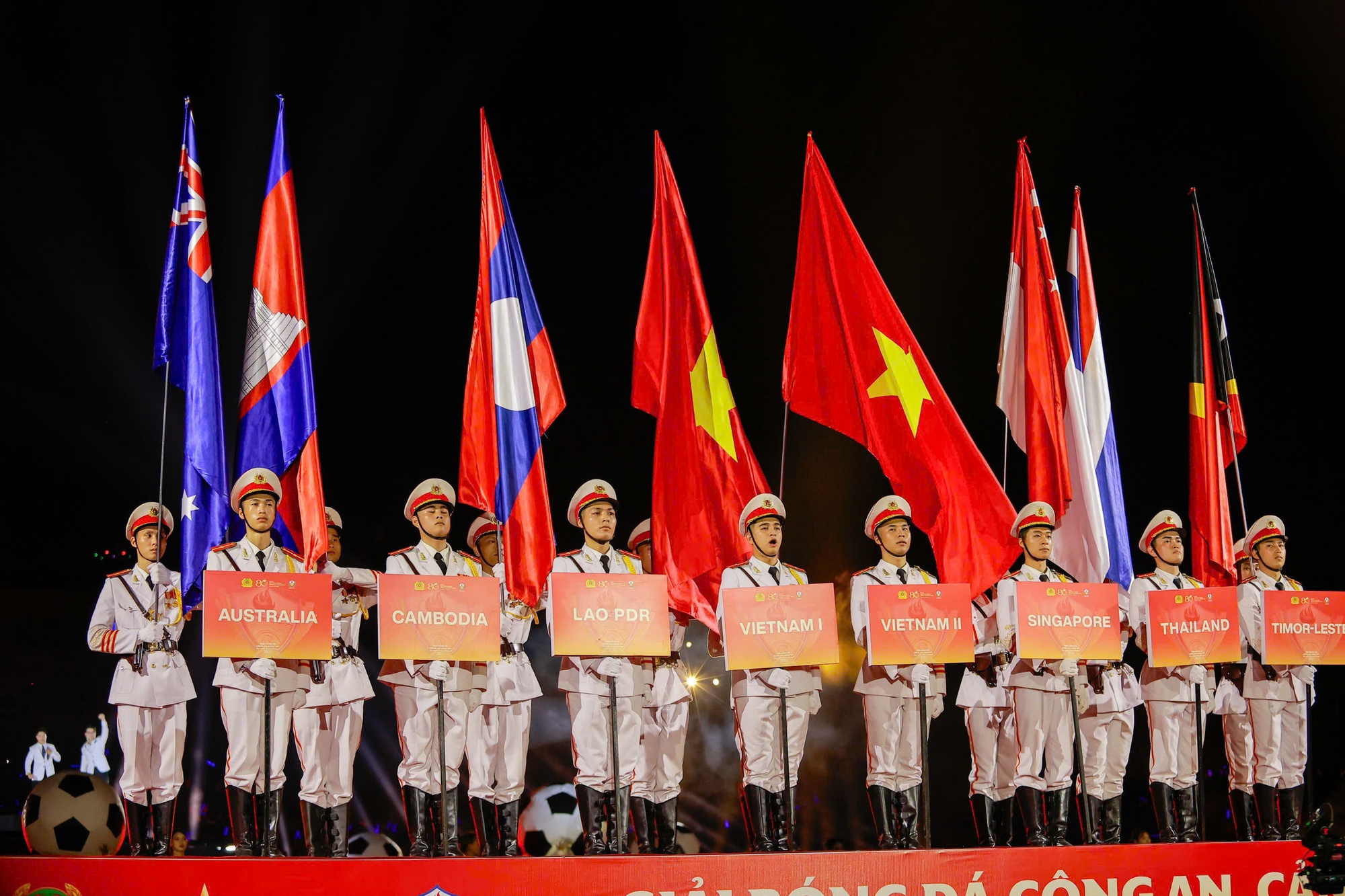 Lễ khai mạc giải bóng đá Công an - Cảnh sát ASEAN mở rộng 2025 đẳng cấp như Asian Cup- Ảnh 1.