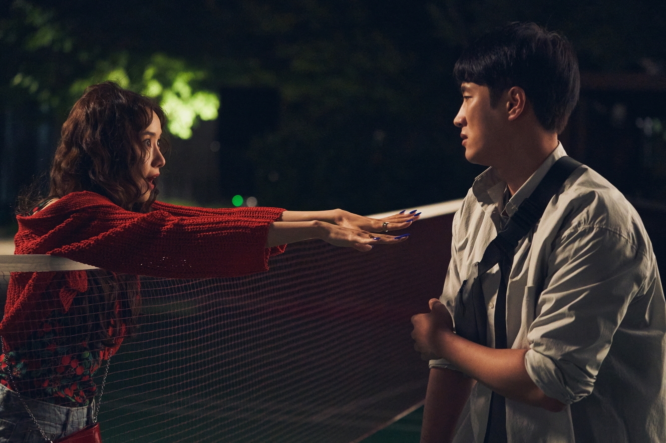 Đố ai chê nổi nhan sắc tuyệt phẩm của huyền thoại visual: U40 mà như thiếu nữ, quả thực 100 năm có một- Ảnh 3. Đố ai chê nổi nhan sắc tuyệt phẩm của huyền thoại visual: U40 mà như thiếu nữ, quả thực 100 năm có một- Ảnh 3.