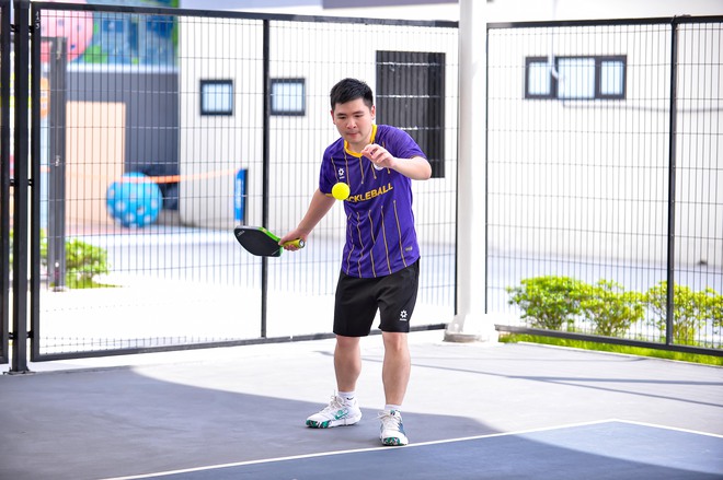 Thiếu gia nhà bầu Hiển rủ Văn Quyết, Duy Manh chơi pickleball, trận đấu căng như ATP, nhìn Thiếu gia nhà bầu Hiển rủ Văn Quyết, Duy Manh chơi pickleball, trận đấu căng như ATP, nhìn