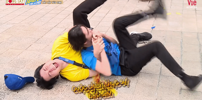 Nhân vật loại khỏi Running Man Việt: Bị ném đá vì nhạt Nhân vật loại khỏi Running Man Việt: Bị ném đá vì nhạt