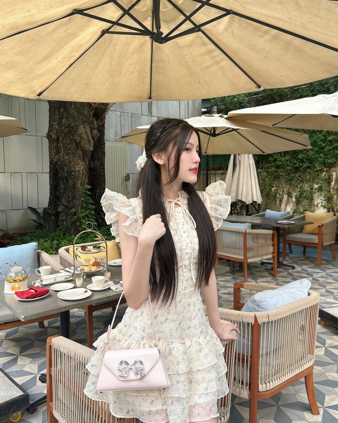 Bạn gái HIEUTHUHAI cứ mặc 1 item là hot đảo điên- Ảnh 11.