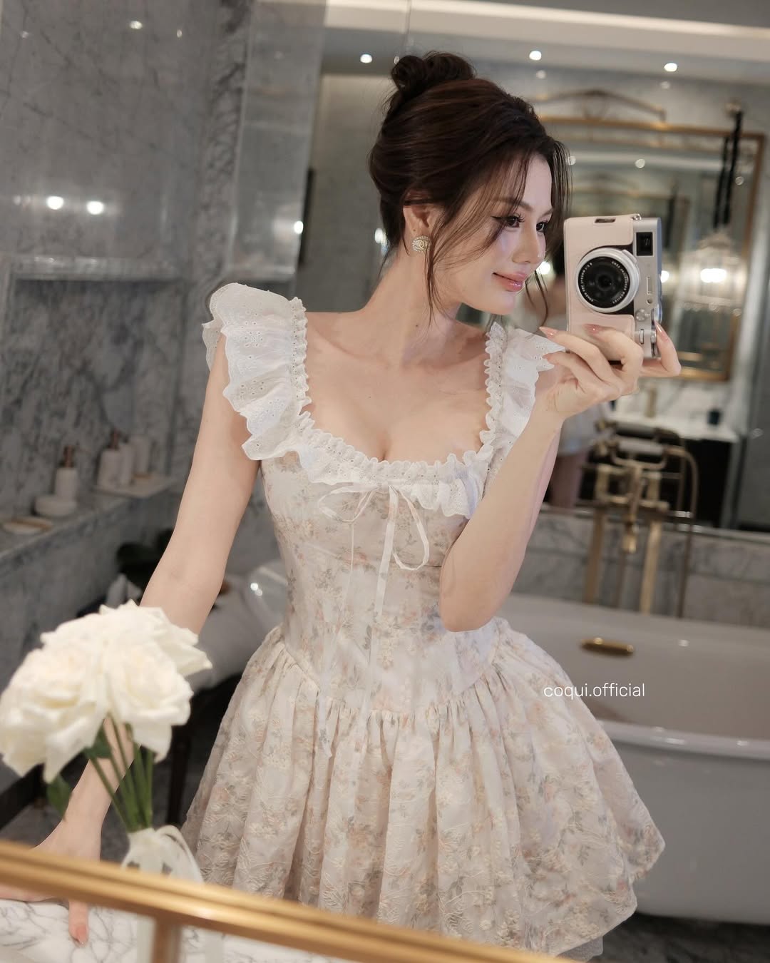 Bạn gái HIEUTHUHAI cứ mặc 1 item là hot đảo điên- Ảnh 14.