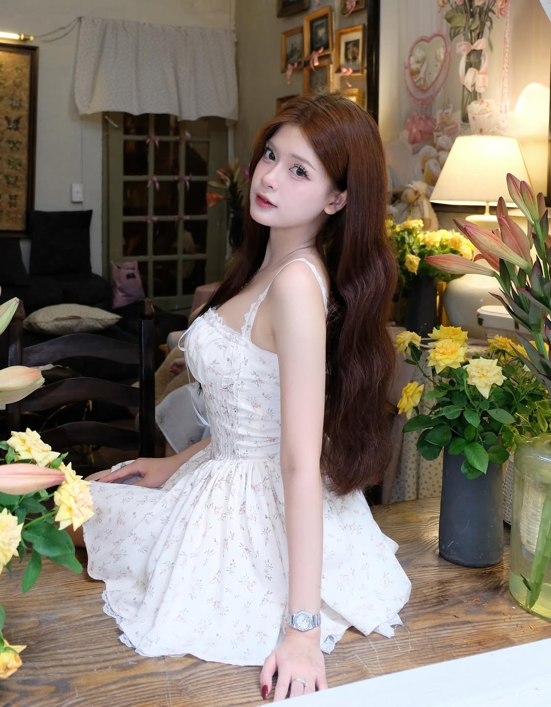 Bạn gái HIEUTHUHAI cứ mặc 1 item là hot đảo điên- Ảnh 18.
