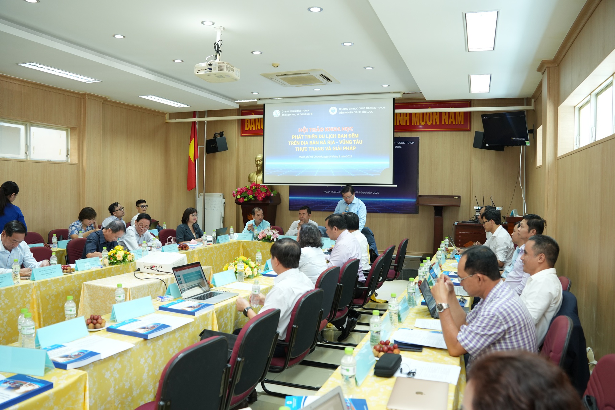 Tìm hướng phát triển du lịch ban đêm cho khu vực Bà Rịa - Vũng Tàu cũ- Ảnh 1.