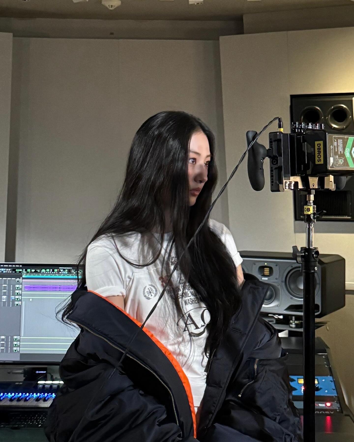 "Bản sao Park Min Young" mặc đồ ngủ ra sân bay, Dispatch khen hết lời- Ảnh 9.