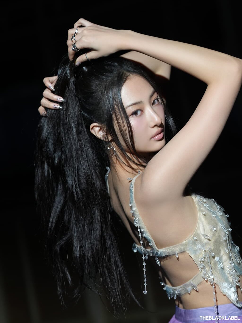 "Bản sao Park Min Young" mặc đồ ngủ ra sân bay, Dispatch khen hết lời- Ảnh 10.