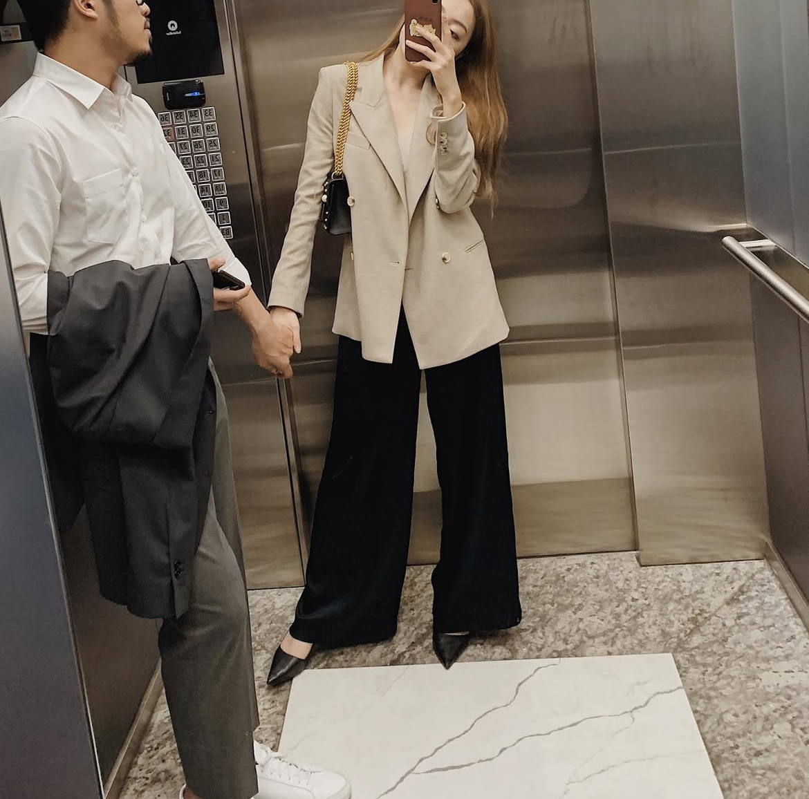 Chuyện gì đang xảy ra với hôn nhân của 