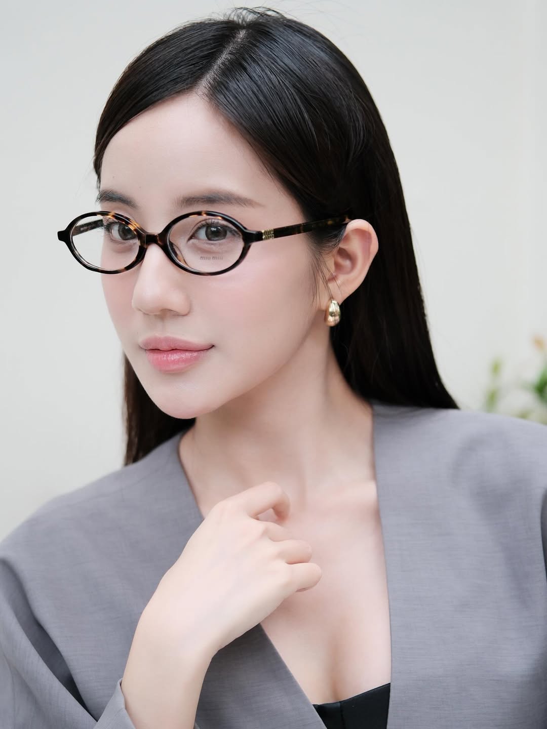 1 brand thời trang tiếp tục 
