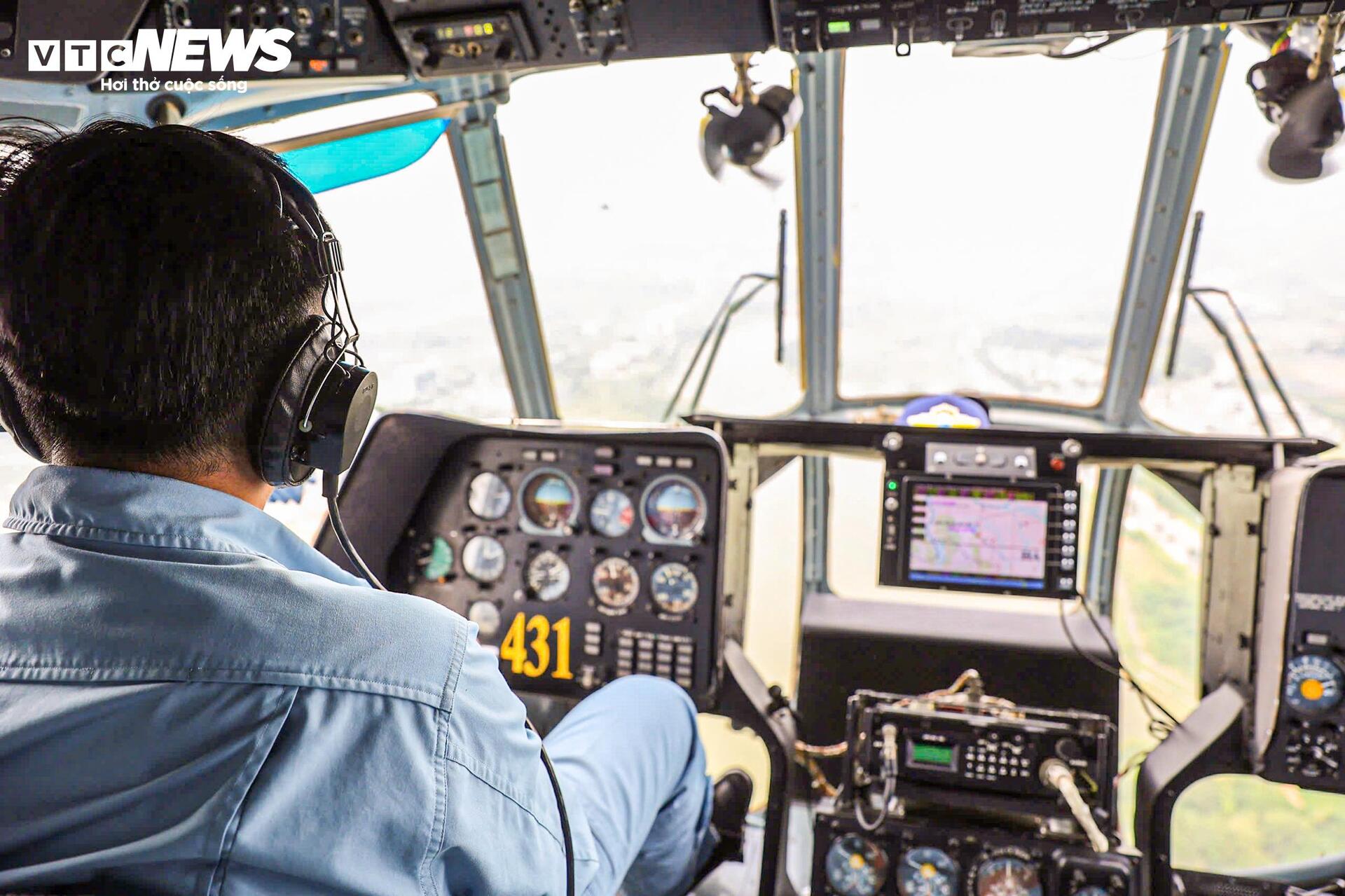 Phi đội trực thăng Mi-8, Mi-17 rèn đội hình trên không, sẵn sàng cho đại lễ 2/9- Ảnh 6.