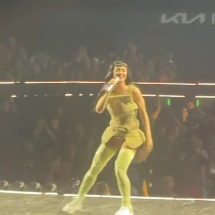 "Bắt gọn" 1 nhân vật không ngờ đích thân đến ủng hộ Katy Perry hậu chia tay Orlando Bloom- Ảnh 2.