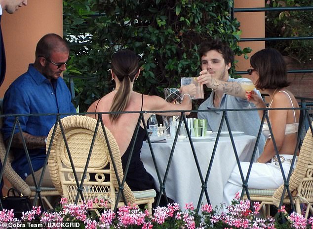 David Beckham bị paparazzi 