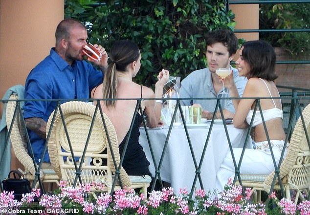 David Beckham bị paparazzi 