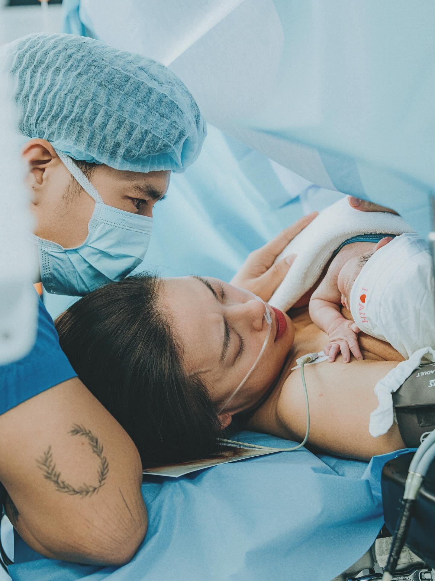Chồng Ngô Thanh Vân hạnh phúc tột độ, làm ngay điều này sau khi con gái chào đời- Ảnh 1.