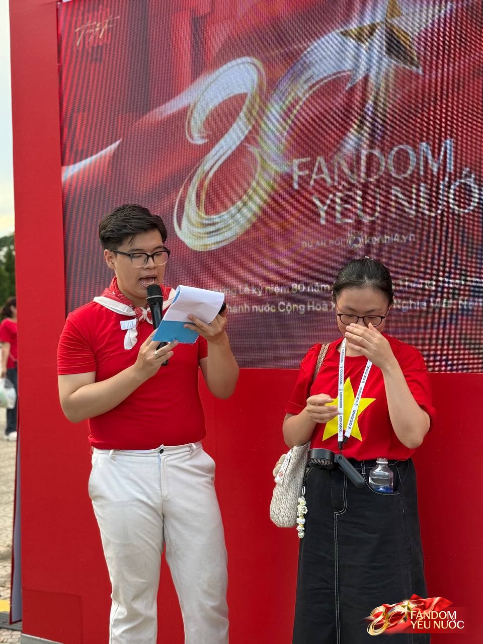 Concert Tổ Quốc Trong Tim thêm bùng nổ nhờ Booth Fandom Yêu Nước: vừa chơi vui, vừa mang về cả tinh thần Việt Nam!- Ảnh 5.