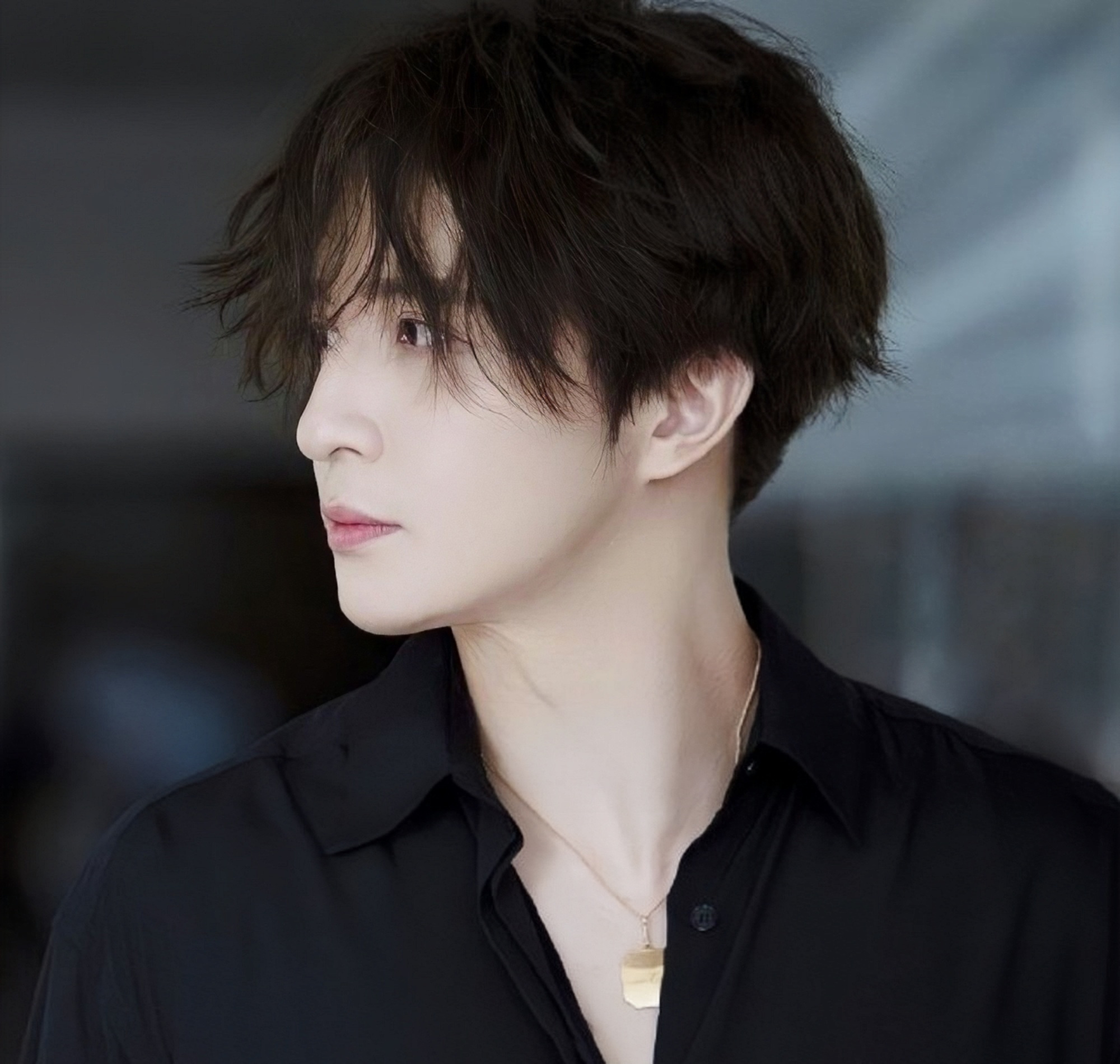 Dàn sao nam khốn khổ vì bị 