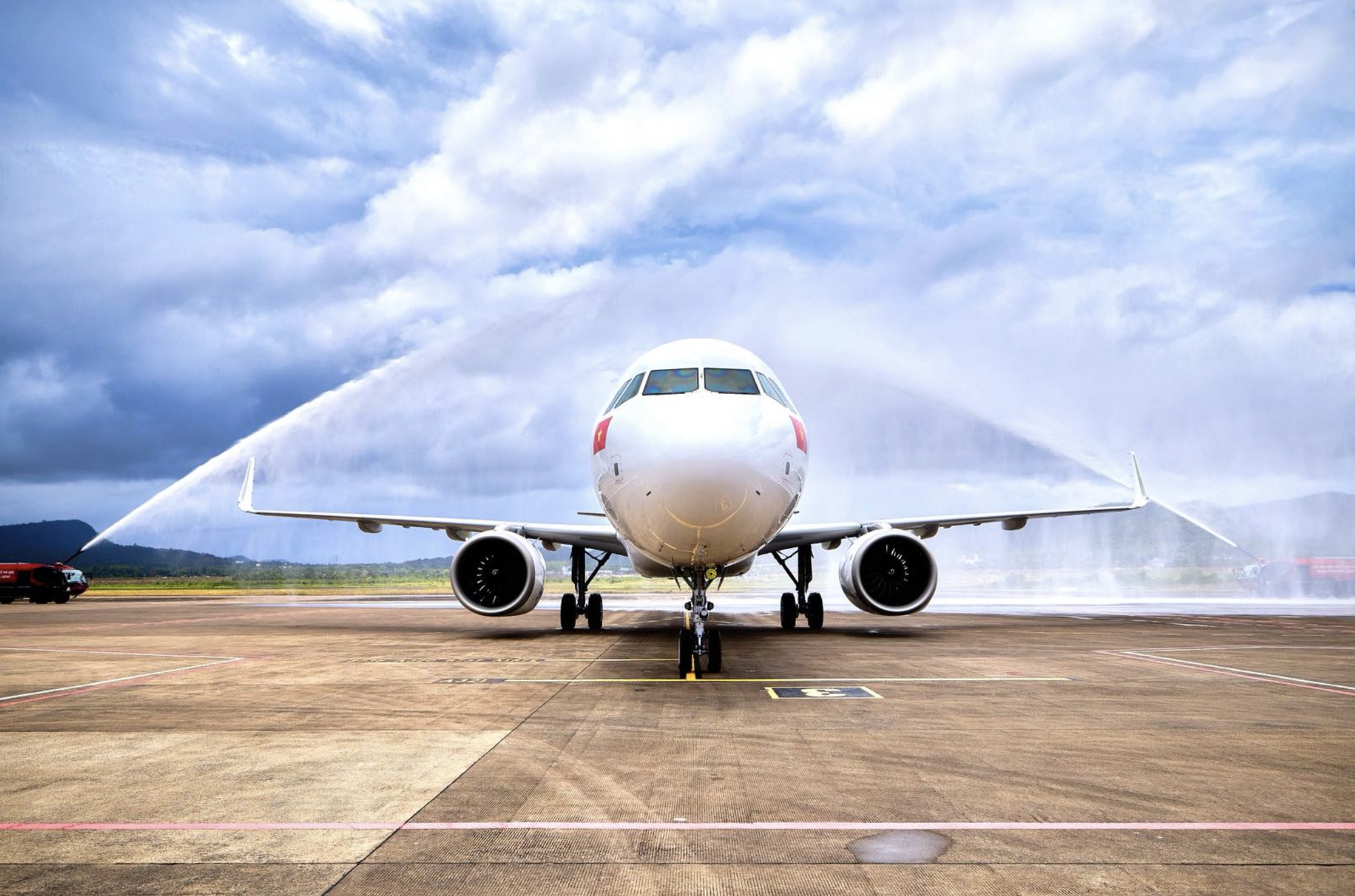 Lộ diện máy bay đầu tiên của Sun PhuQuoc Airways- Ảnh 7.