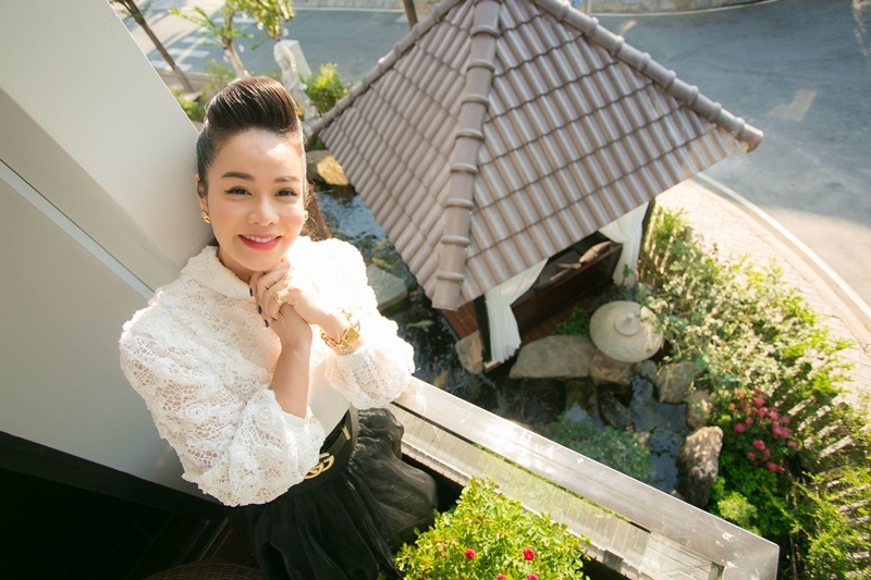 Mẹ đơn thân giàu có nhất nhì showbiz, bình yên viên mãn bên con gái nhỏ trong biệt thự bề thế- Ảnh 7.
