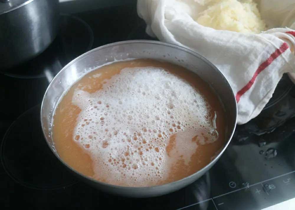 Bạn sẽ không ngờ món canh ngon miệng, dễ làm này lại được nấu từ nguyên liệu vô cùng quen thuộc mà rẻ- Ảnh 4.