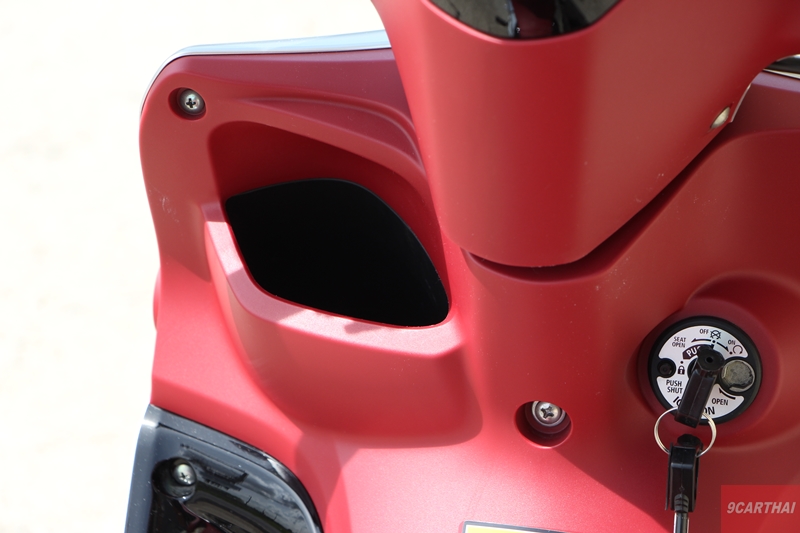 Đối thủ Honda Future ra mắt bản mới: Có phanh 