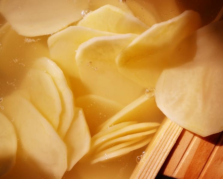 5 loại rau củ này đem phơi khô sẽ ngon hơn rau tươi, bảo quản 1 năm không hỏng, trái mùa vẫn có món ngon- Ảnh 1.