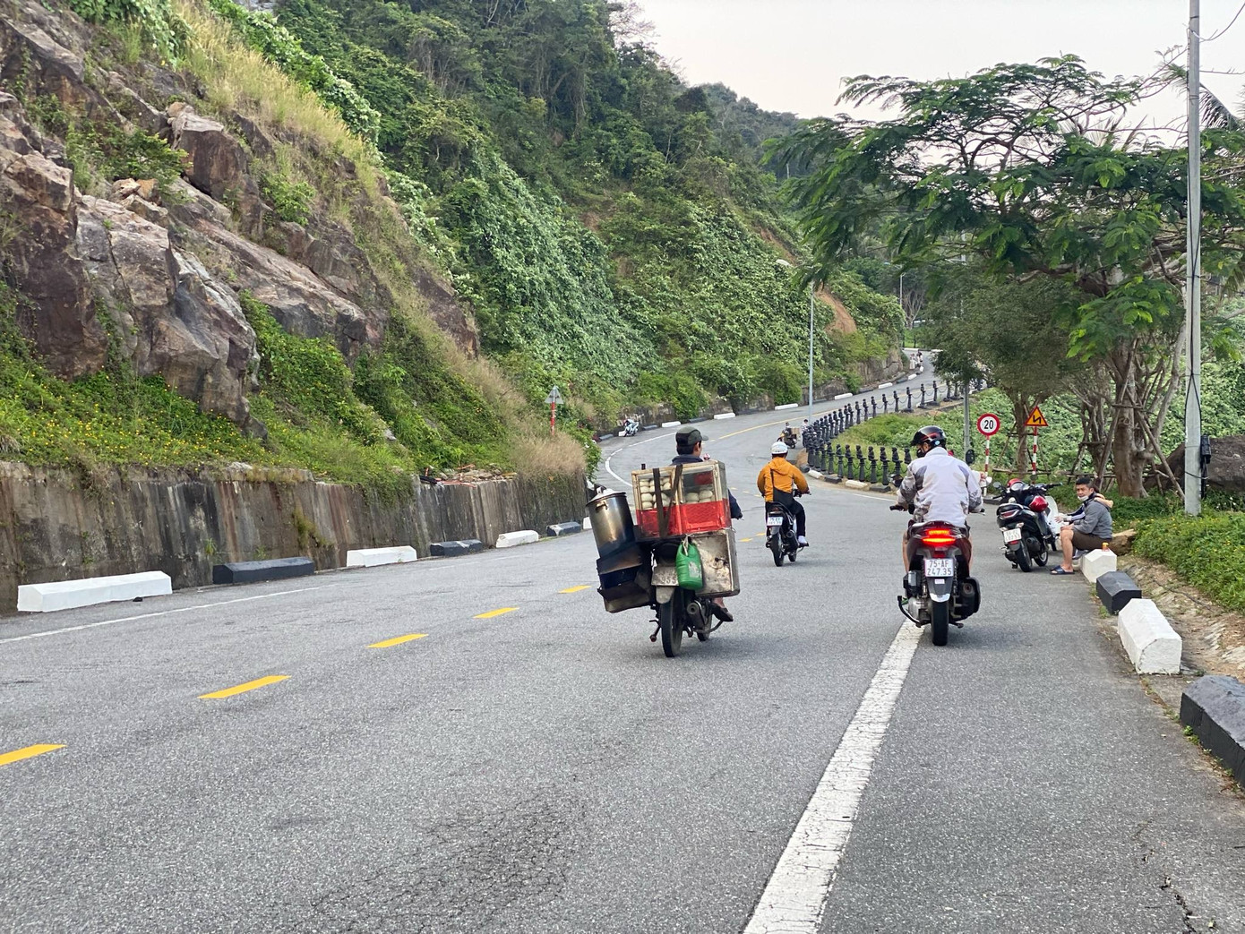 Đà Nẵng dẹp hàng rong tung hoành trên bán đảo Sơn Trà- Ảnh 9.