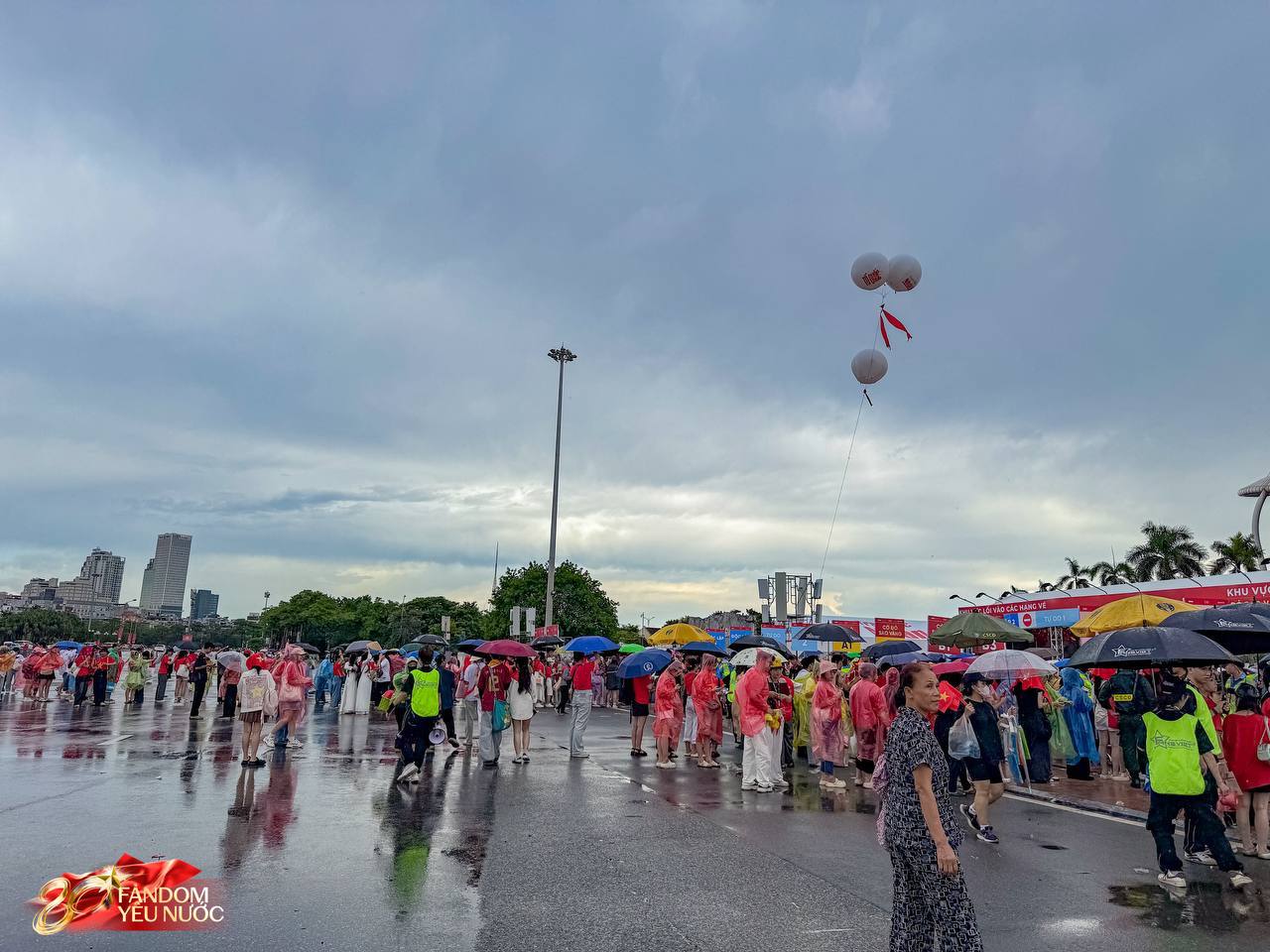 Bất ngờ với "cỗ máy AI" tại Booth Fandom Yêu Nước, bạn đã tìm được ảnh của mình chưa?- Ảnh 3.