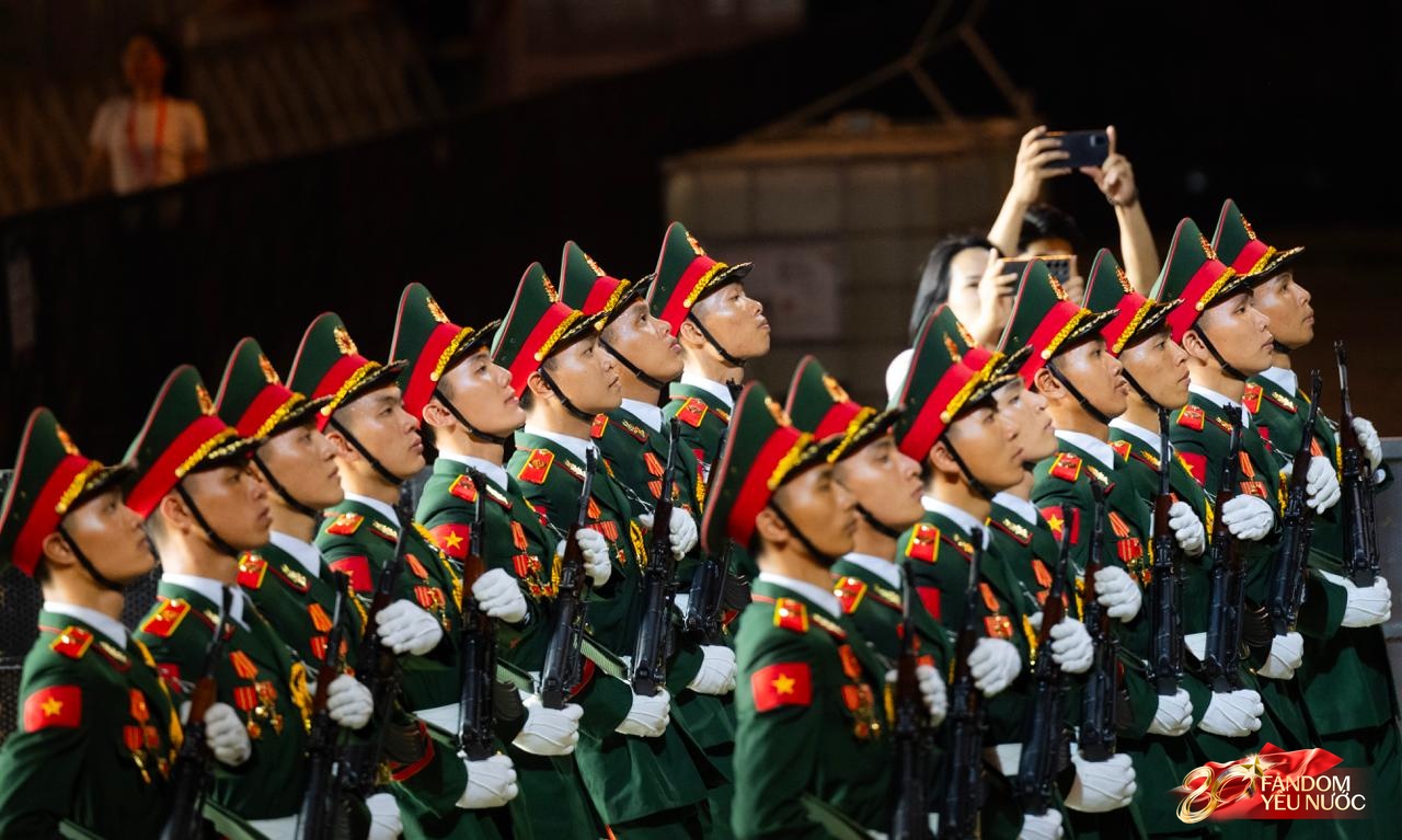 Hé lộ những khoảnh khắc 68 quân nhân tập luyện, sẵn sàng tái hiện hình ảnh duyệt binh trên Quảng trường Đỏ- Ảnh 9.