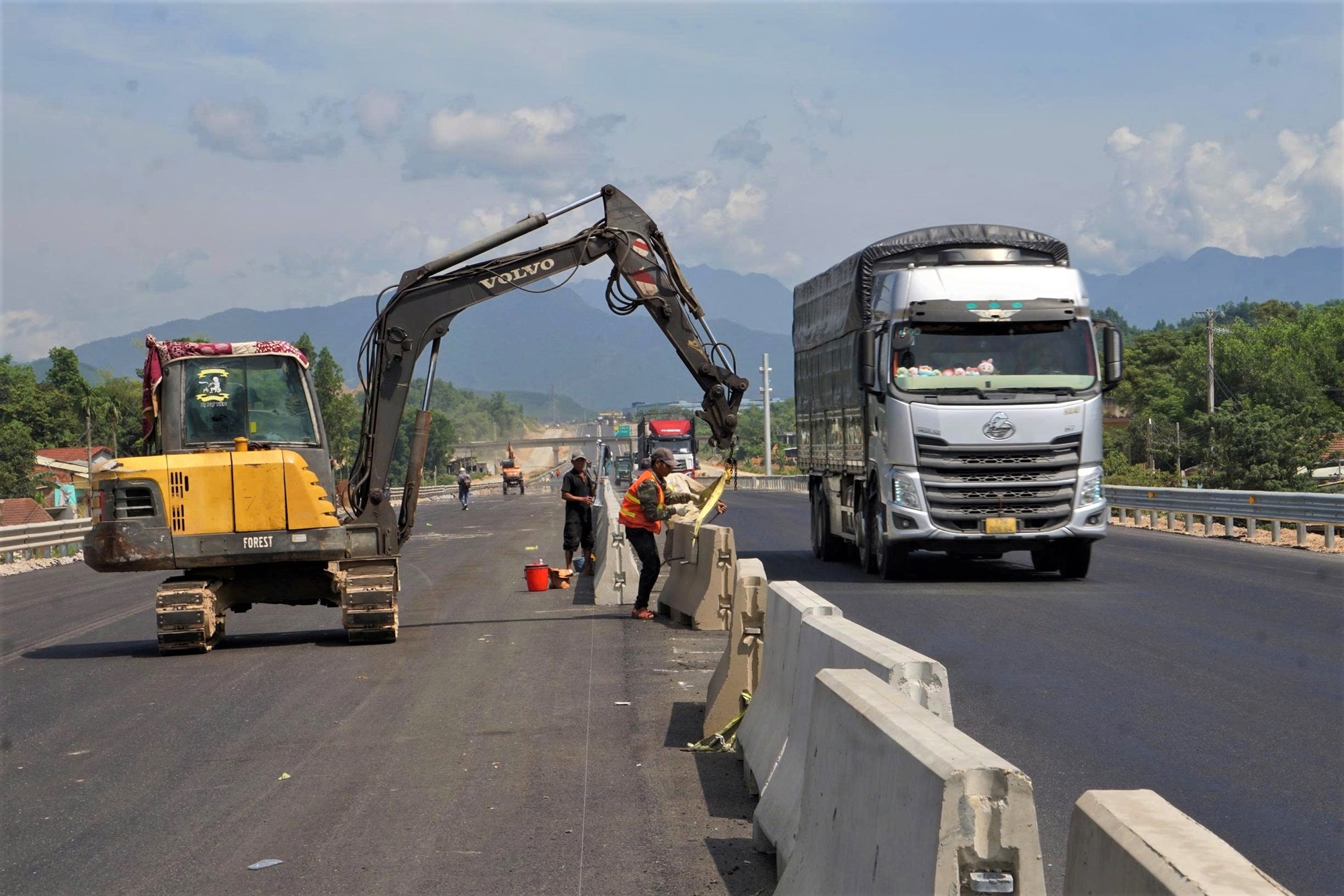 Toàn cảnh tuyến cao tốc hơn 2.113 tỷ đồng ở Đà Nẵng trước ngày thông xe- Ảnh 7.