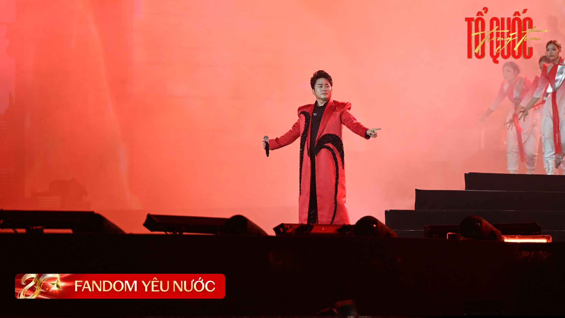 Đi xem Concert Quốc Gia quá đã: Vé free, quà tặng ê hề mà chất lượng nghệ sĩ 5 sao, ai nấy hát live cũng đỉnh của chóp!- Ảnh 8.