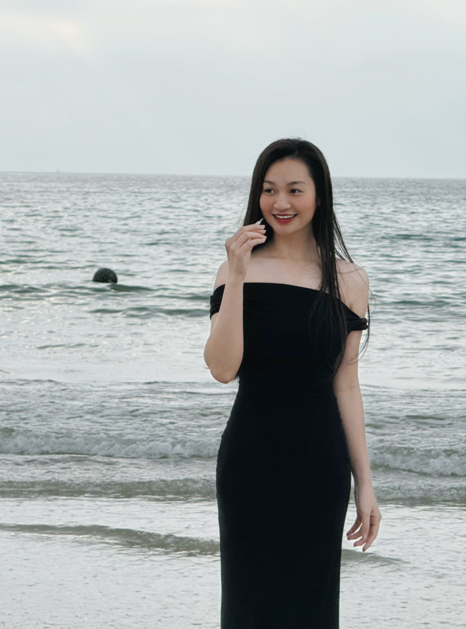 Nữ Đại uý quật ngã “quái xế” trên Hồ Gươm: Võ thuật, bắn súng đều giỏi, hình ảnh đời thường gây bất ngờ- Ảnh 14.