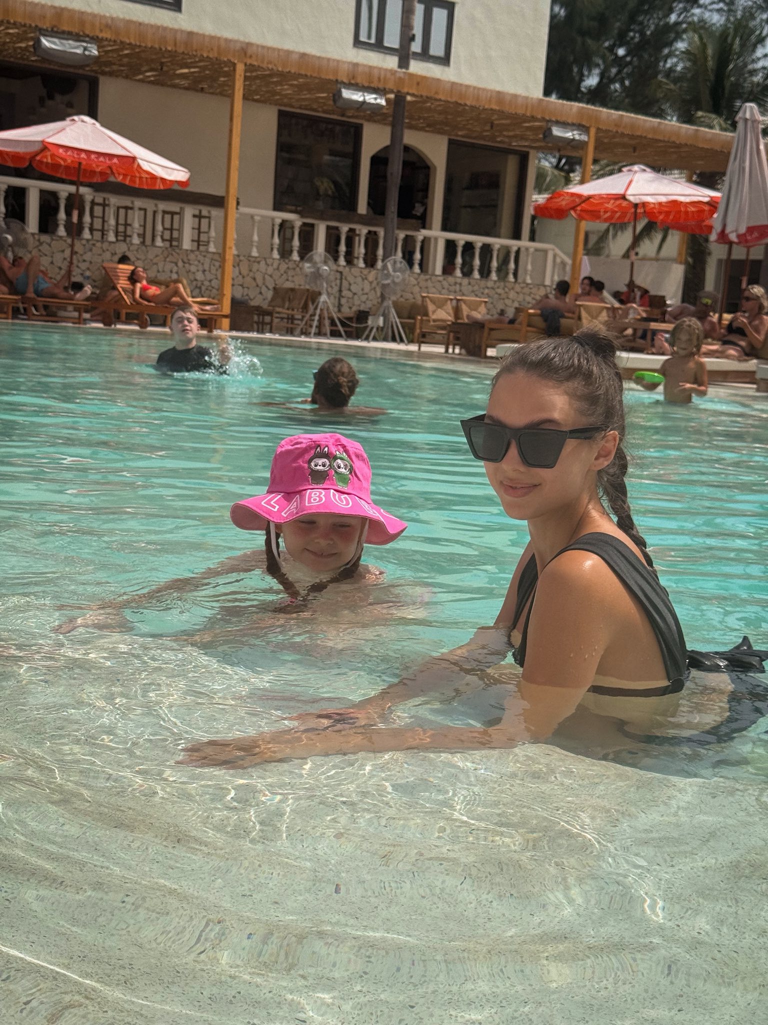 Vợ mẫu tây Bùi Tiến Dũng diện bikini khoe trọn body nuột nà chuẩn người mẫu, mặt mộc visual vẫn cực đỉnh- Ảnh 4.