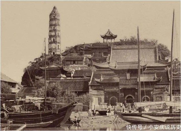6 ảnh hiếm cuối thời nhà Thanh: Vợ lẽ lén tỏ thái độ với chính thất, binh lính tập luyện khí thế sôi sục- Ảnh 2.