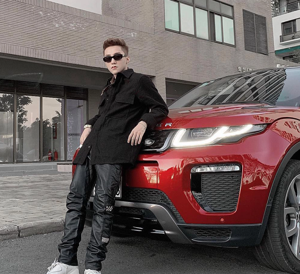 "Review" khối tài sản của Sơn Tùng M-TP: Lái xe sang 13 tỷ đồng, ở biệt thự ven sông và là Chủ tịch công ty giải trí hàng đầu- Ảnh 5.