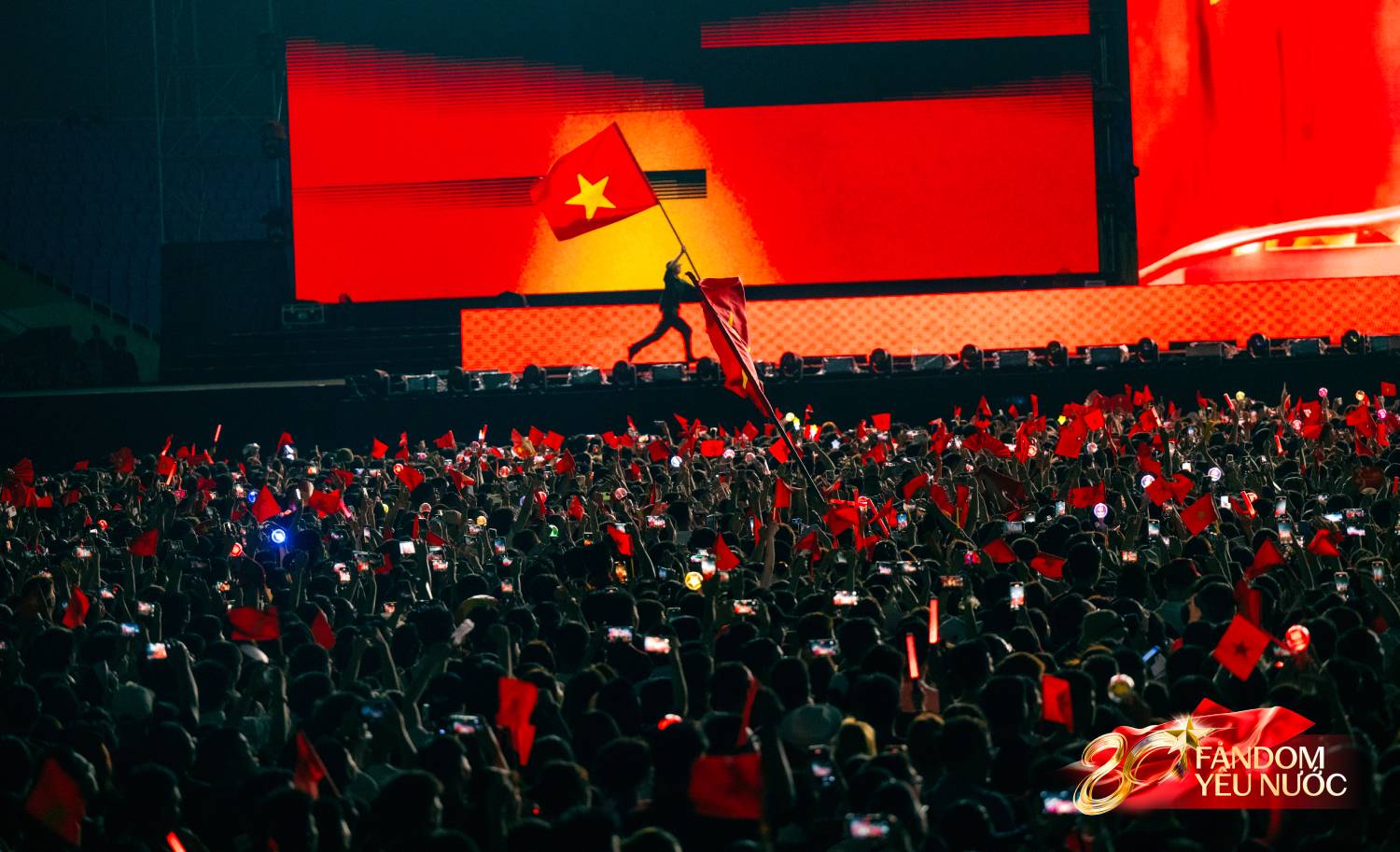 Những hình ảnh không thể quên trong Concert Quốc Gia ở sân Mỹ Đình- Ảnh 2.